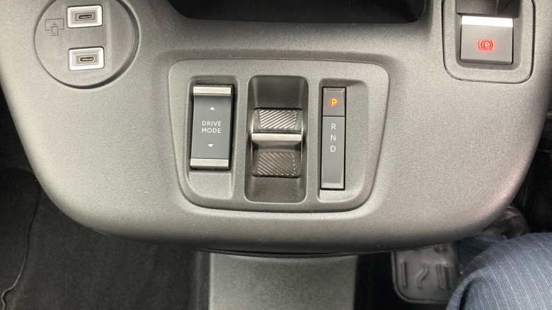 Citroen Berlingo 100kW Plus M 52kWh 5dr Auto Electric Estate